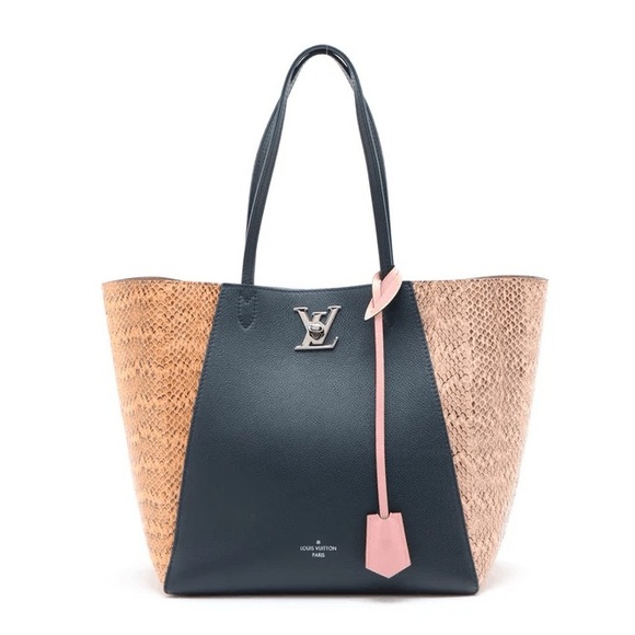 Authentic Louis Vuitton RARE limited ed. Python Pink animal print Lock Me tote - Picture 1 of 11